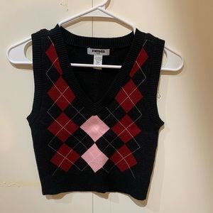 RSQ (Tilly’s) size small sweater vest